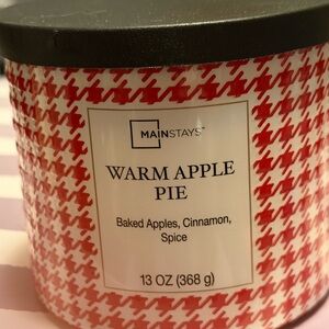 Mainstays Warm Apple Pie Candle - Red and White